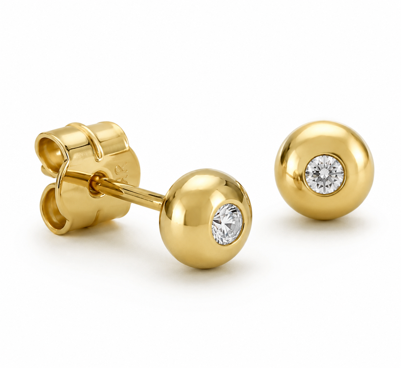 Genuine 9ct 9k 375 Yellow Gold 5mm Ball Studs with 2mm Lab Diamond