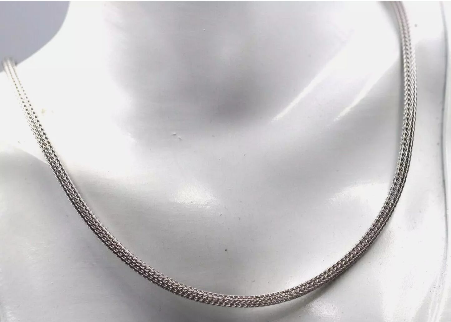 Genuine 9ct White Gold Hollow Snake Chain Necklace / Chain 7.62 grams 45cm