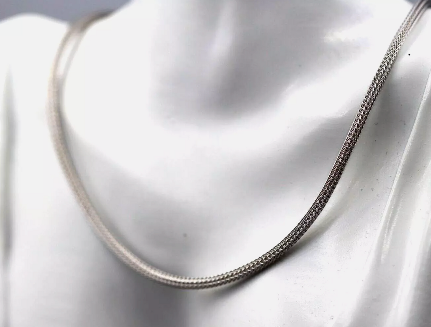 Genuine 9ct White Gold Hollow Snake Chain Necklace / Chain 7.62 grams 45cm