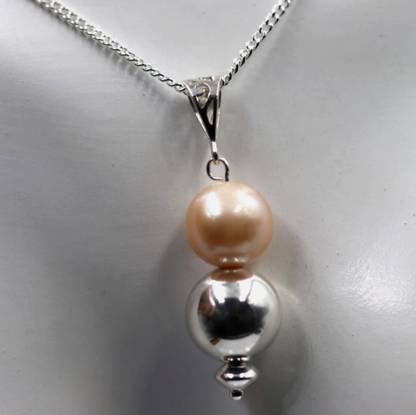 Sterling Silver 925 Freshwater Cultured Peach Pearl Ball Pendant +50cm Chain