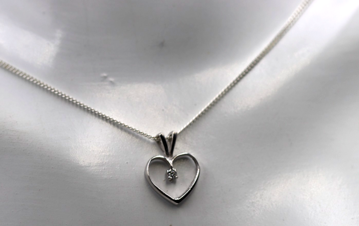 Sterling Silver 925 Diamond Heart Pendant + 46cm Necklace
