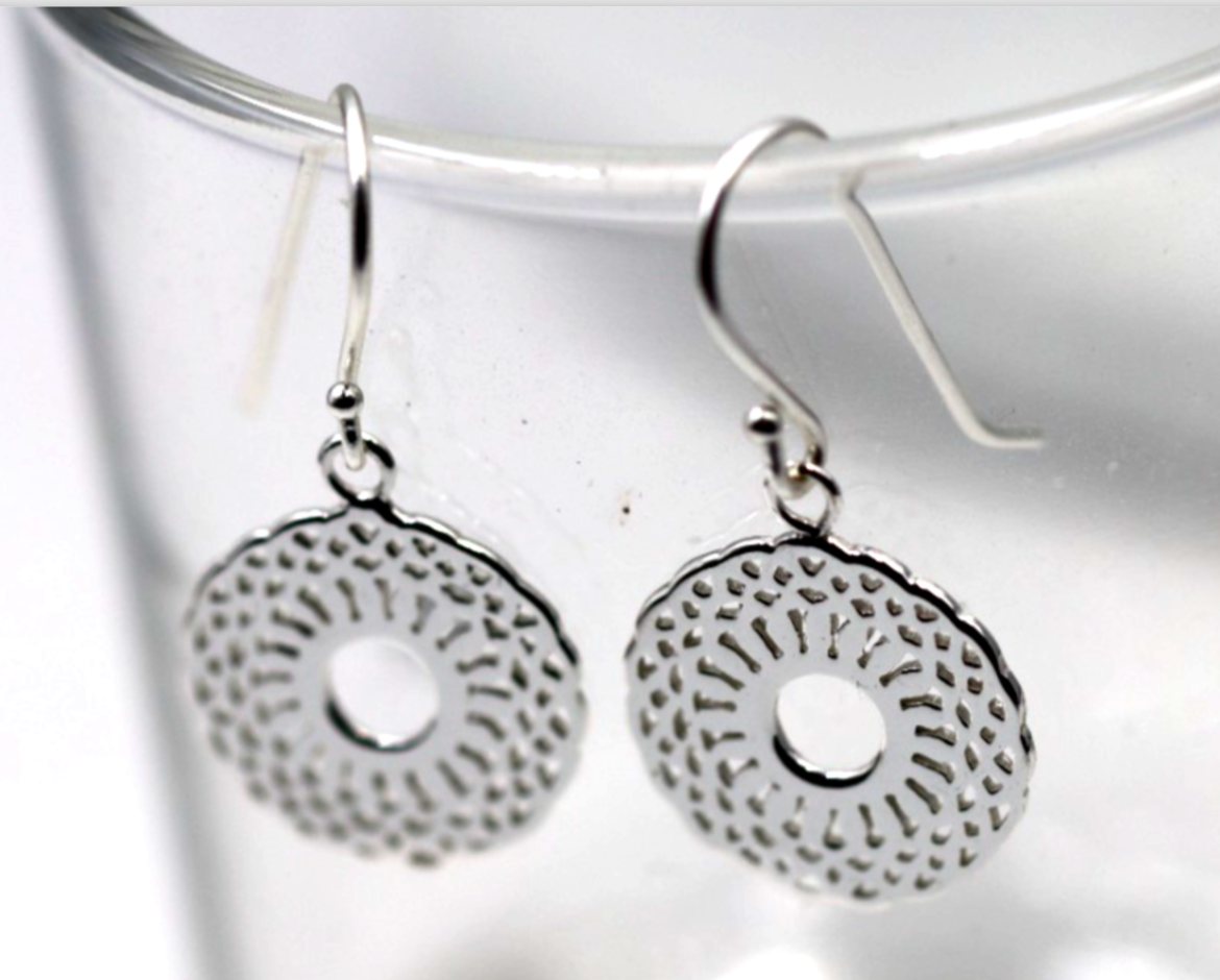 Genuine Sterling Silver 925 Patterned Circular Filigree Earring