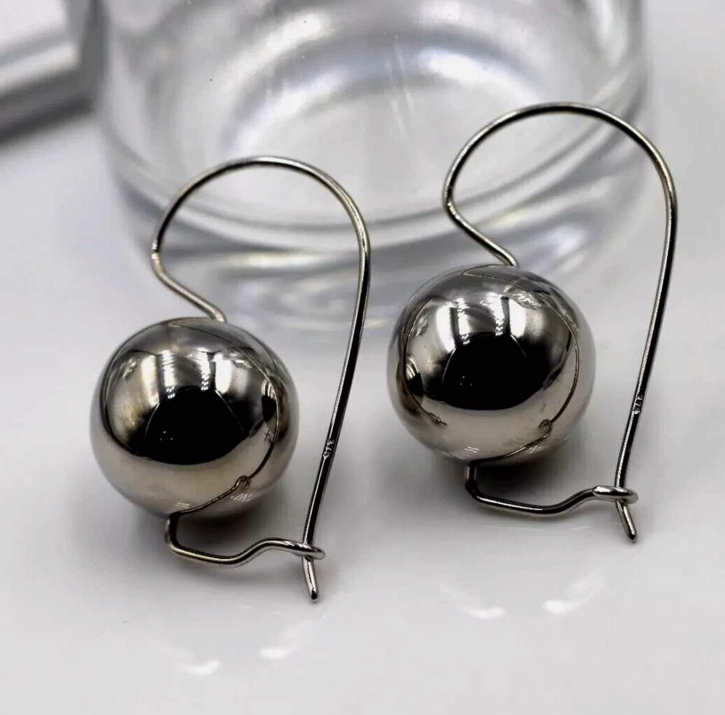 Kaedesigns Very Large 9ct Yellow, Rose or White Gold 18mm Euro Ball Earrings