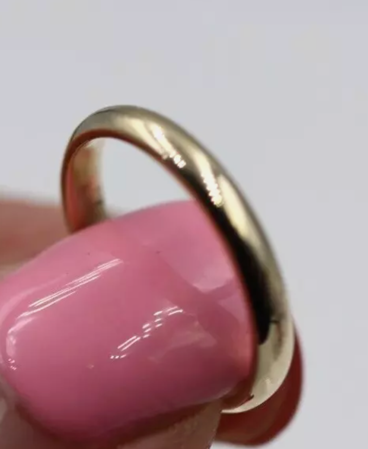 Genuine Solid 9ct Yellow, Rose or White Gold Wedding Band Ring 2.6mm
