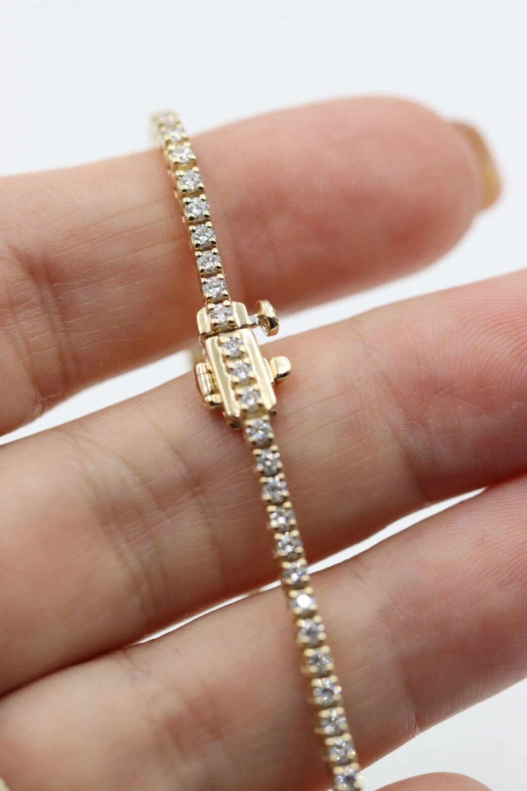 Genuine 9ct 375 Yellow, Rose or White Gold 2ct Lab-Created Diamond Tennis Bracelet