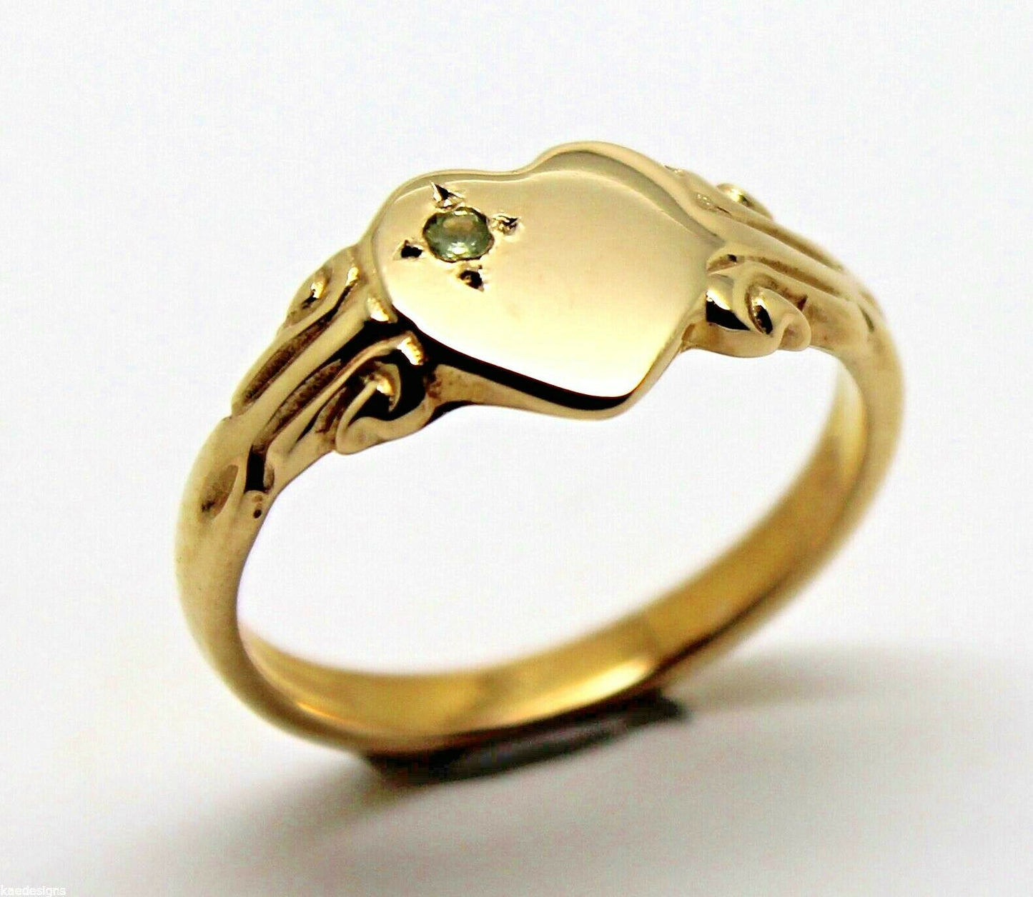 Size H, I or J, August Birthstone 9ct Yellow, Rose or White Gold 375 Green Peridot Stone Heart Signet Ring