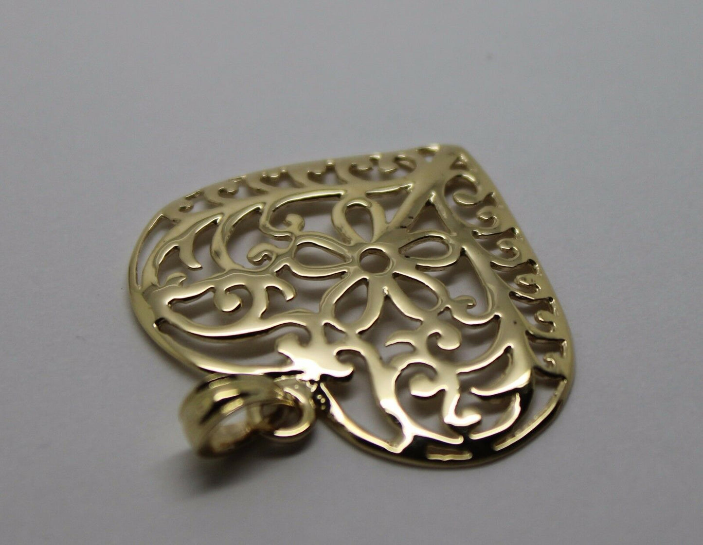 Kaedesigns Genuine 9ct 9k 375 Large Yellow, Rose or White Gold Filigree Flower Heart Pendant