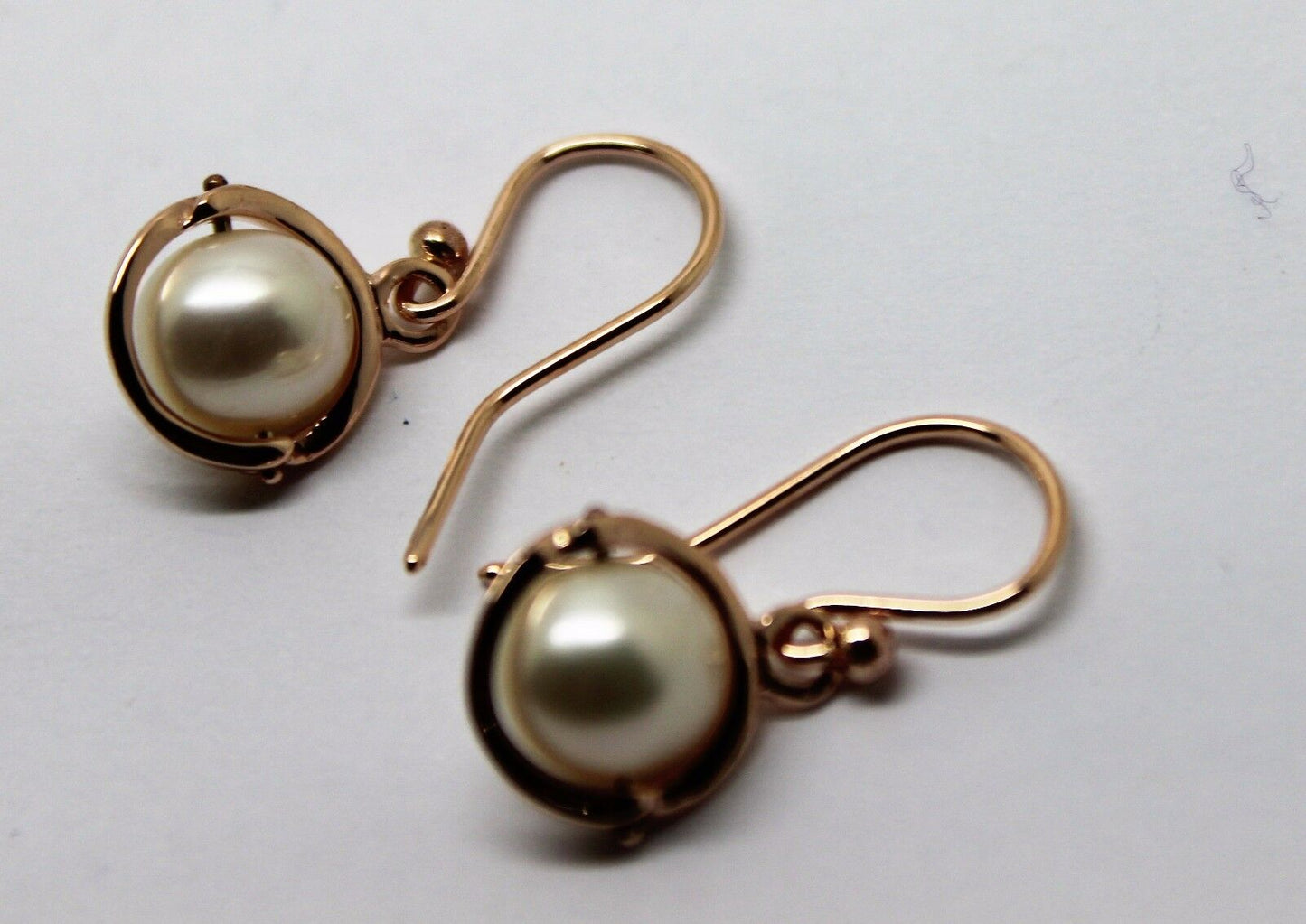 Kaedesigns, New Genuine 9ct Yellow, Rose or White Gold 7.6mm White Pearl Belcher Hook Earrings