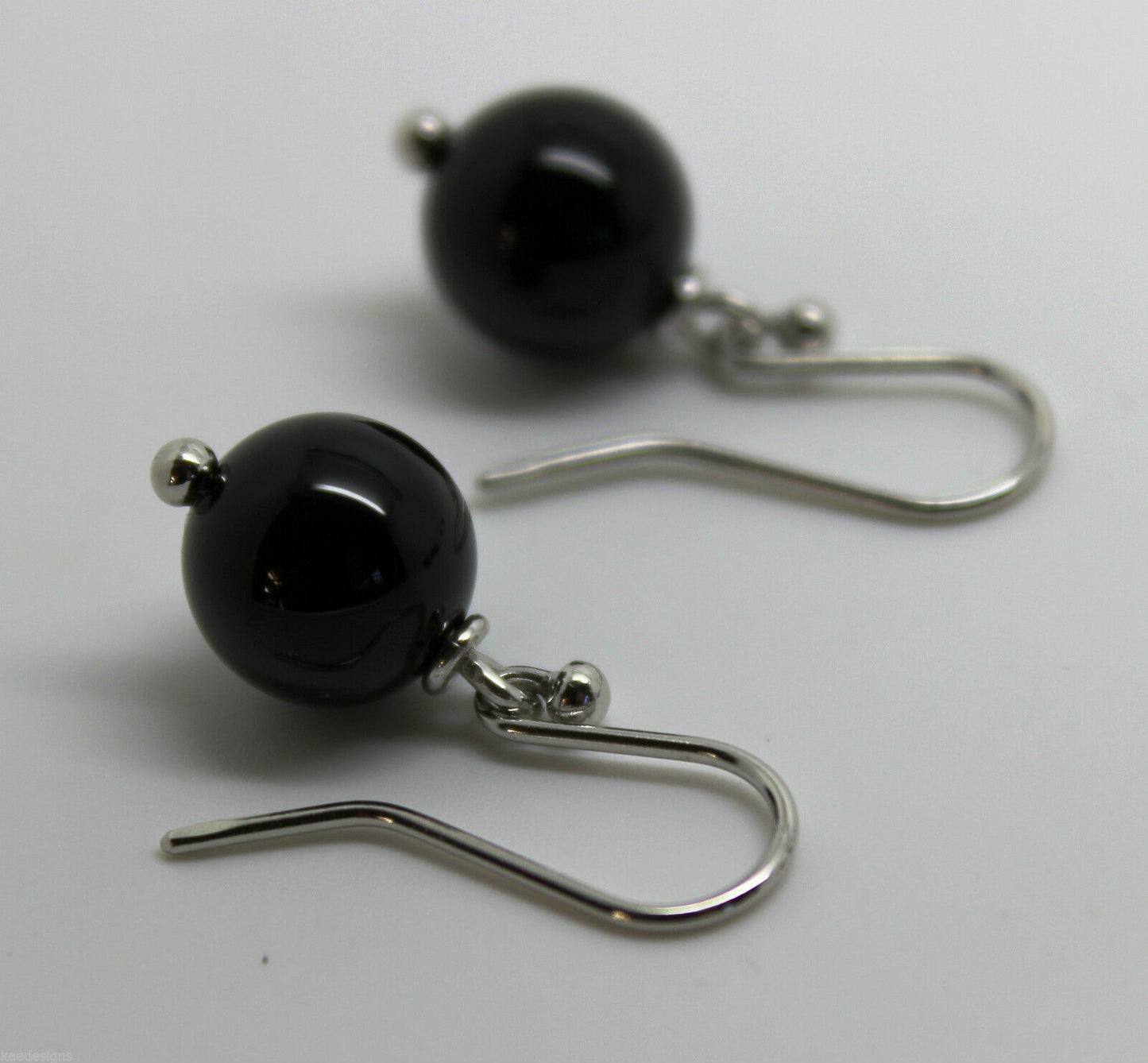 Genuine 9ct White Gold 10mm Black Onyx Round Ball Earrings