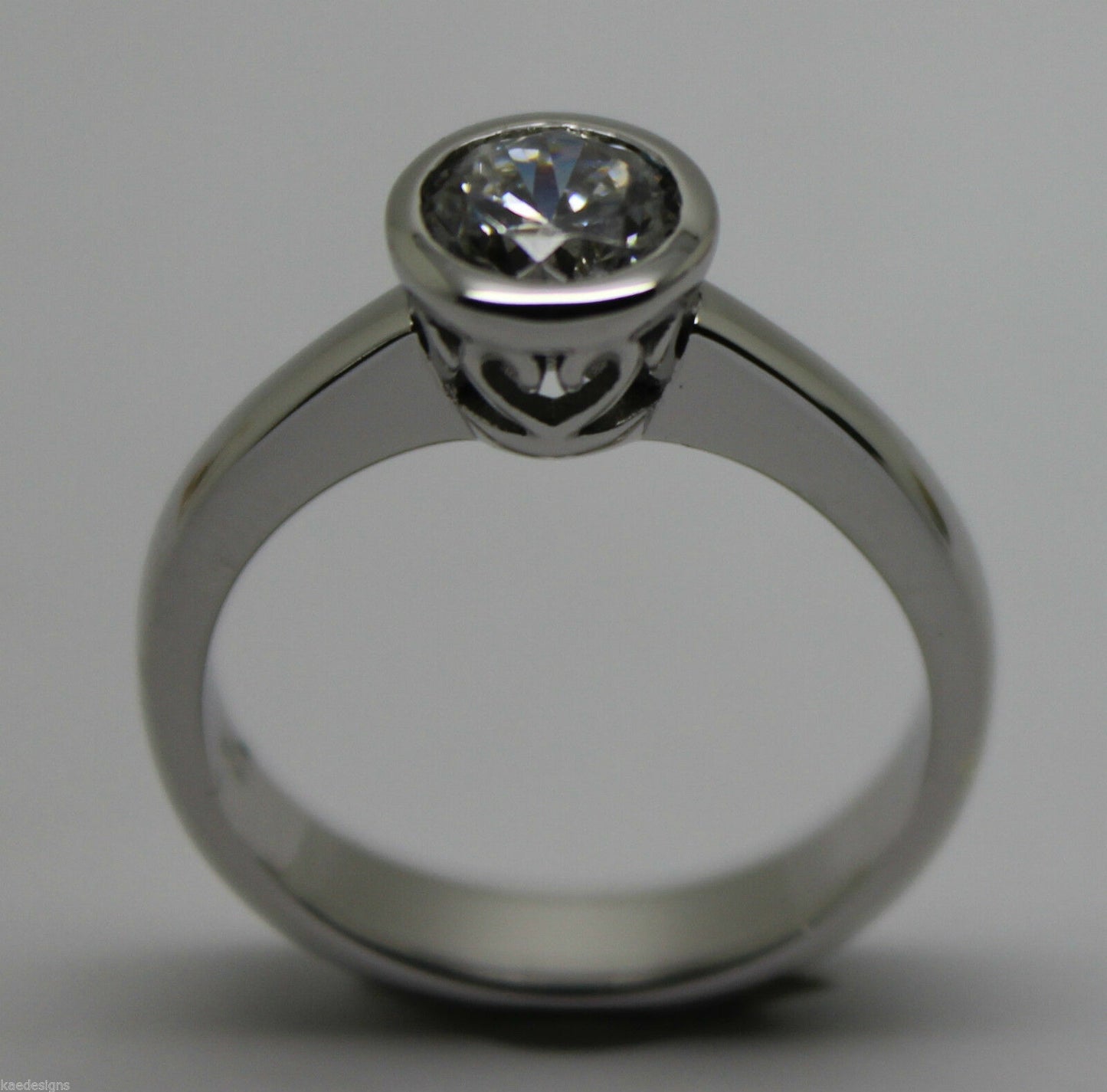 Genuine 9ct 375 Solid White Gold Engagement Ring Cubic Zirconia Size M