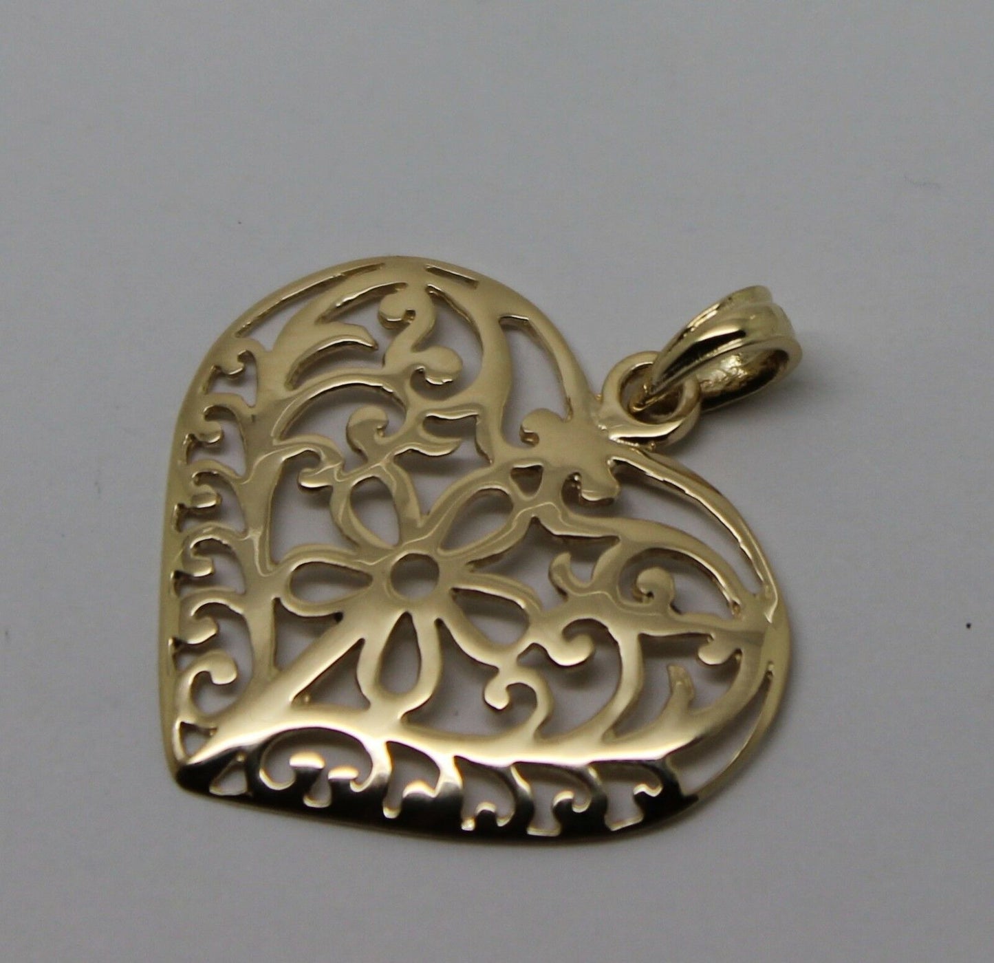 Kaedesigns Genuine 9ct 9k 375 Large Yellow, Rose or White Gold Filigree Flower Heart Pendant