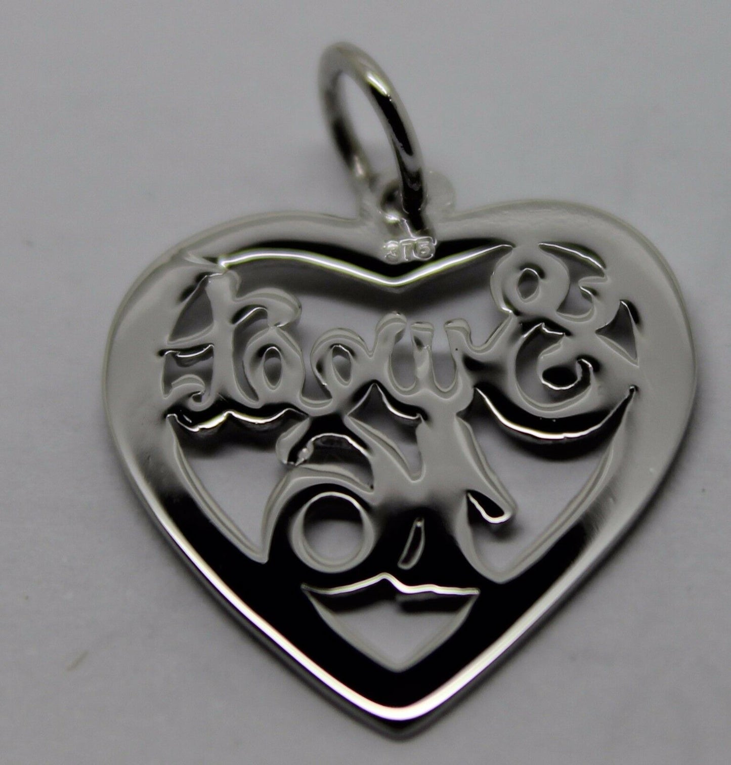 Kaedesigns Genuine 9ct Yellow or Rose or White Gold or Silver Sweet 16 Pendant