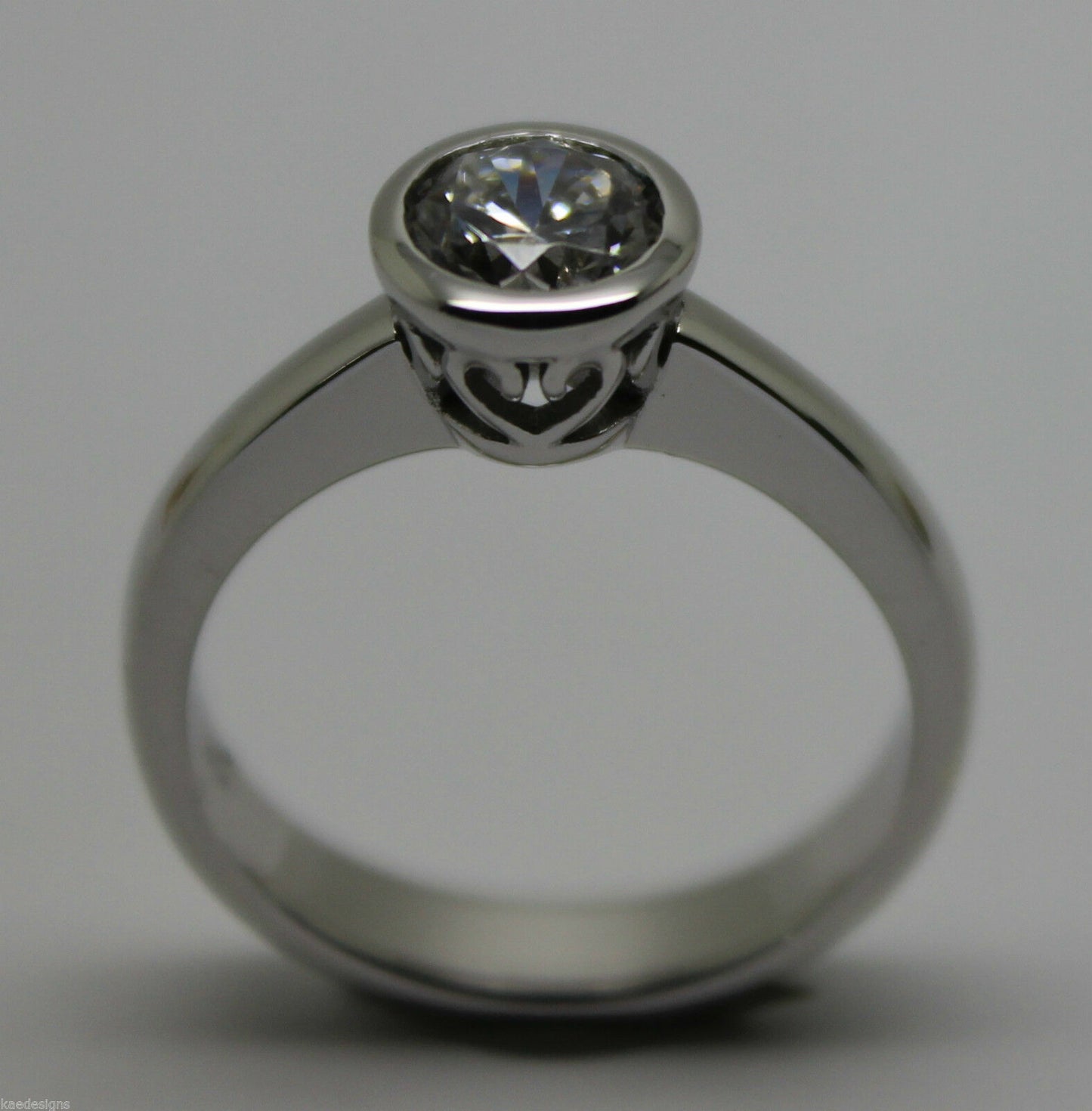 Genuine 9ct 375 Solid White Gold Engagement Ring Cubic Zirconia Size M