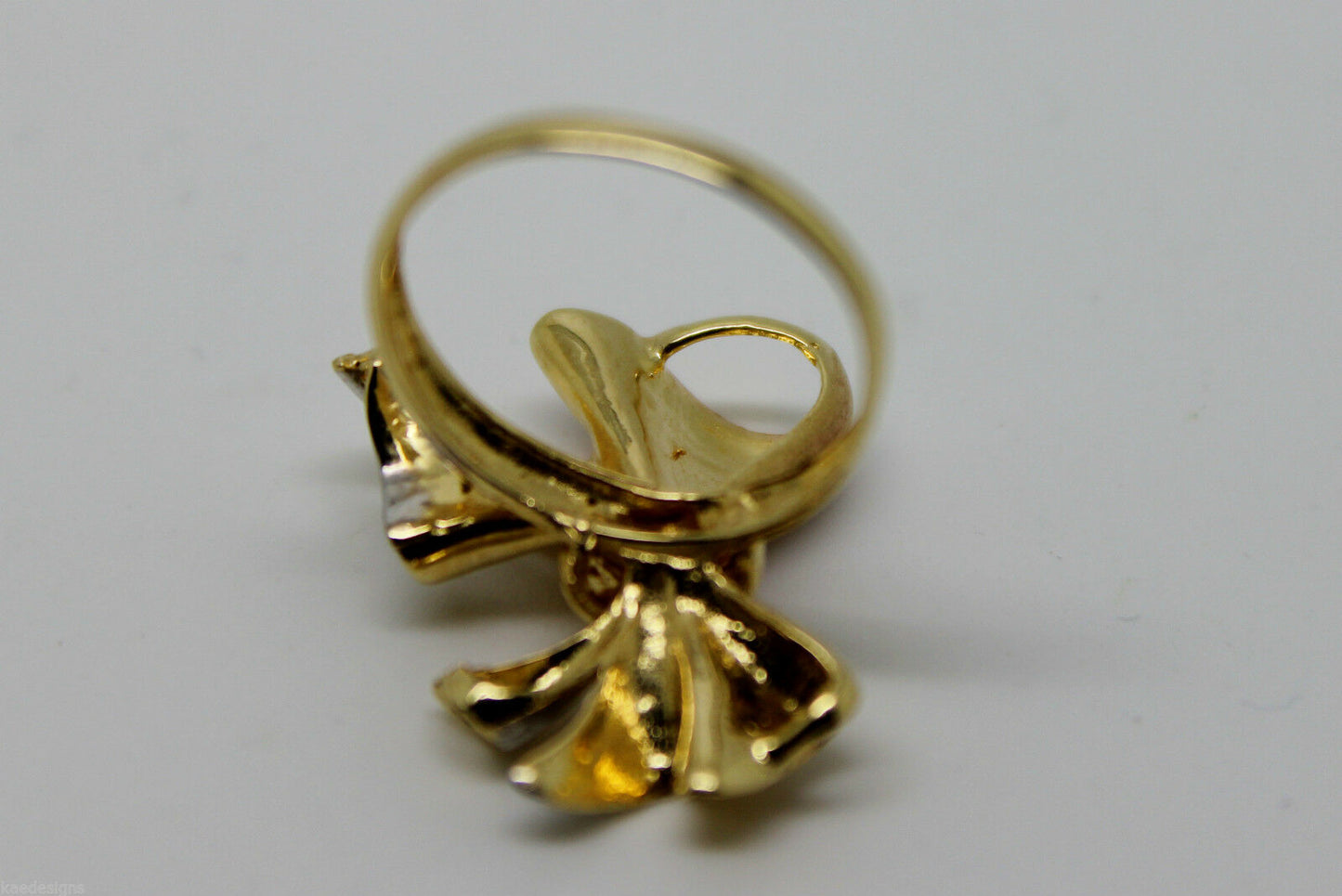 Size M Solid 18ct 750 Rose, Yellow And White Gold Bow Ring