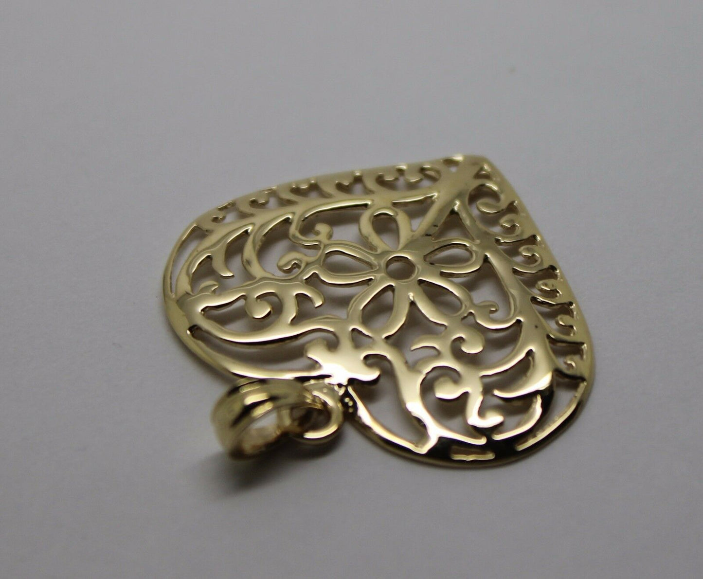 Kaedesigns Genuine 9ct 9k 375 Large Yellow, Rose or White Gold Filigree Flower Heart Pendant