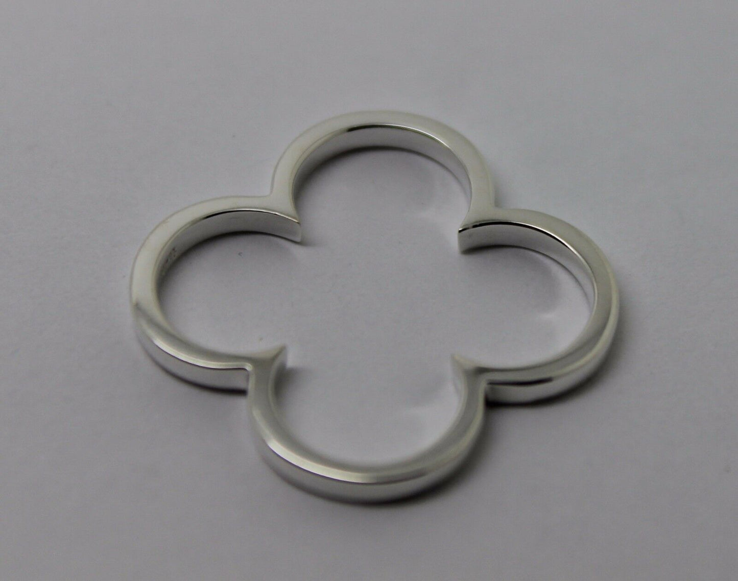 Kaedesigns Solid Sterling Silver Large Four Leaf Clover Pendant
