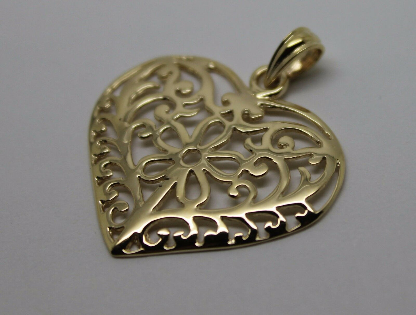 Kaedesigns Genuine 9ct 9k 375 Large Yellow, Rose or White Gold Filigree Flower Heart Pendant