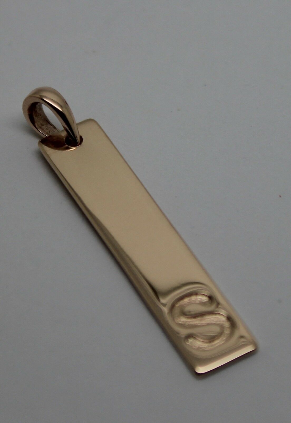 Genuine Solid 9ct 375 Yellow, Rose or White Gold Plate Pendant Engraved With Your Initial