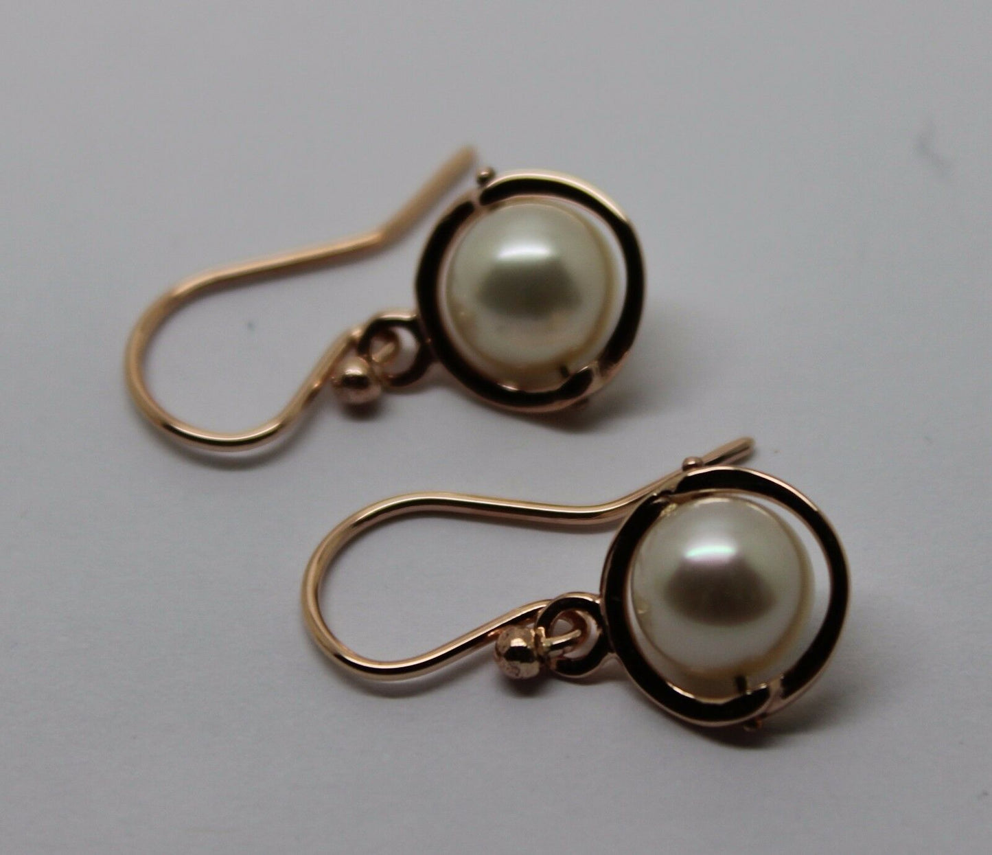 Kaedesigns, New Genuine 9ct Yellow, Rose or White Gold 7.6mm White Pearl Belcher Hook Earrings