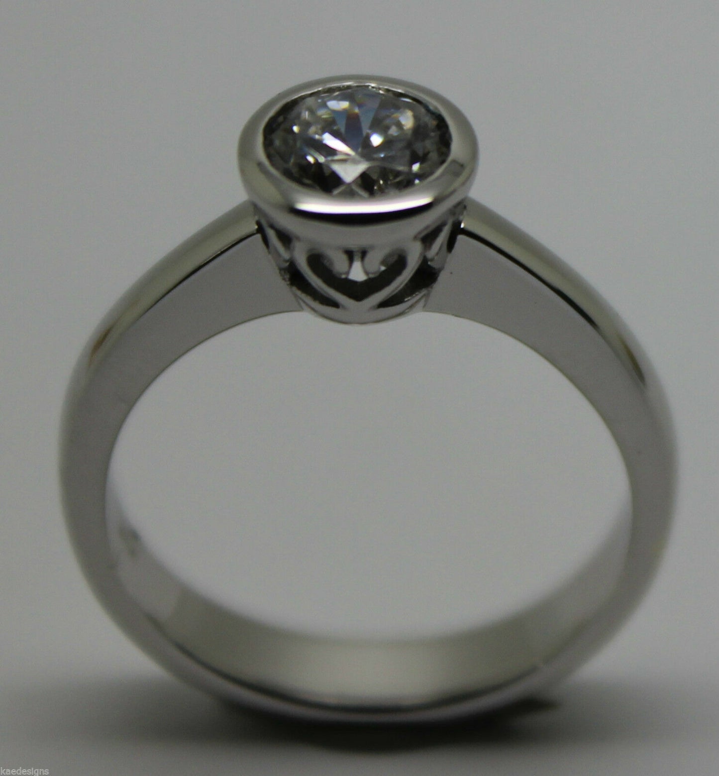Genuine 9ct 375 Solid White Gold Engagement Ring Cubic Zirconia Size M