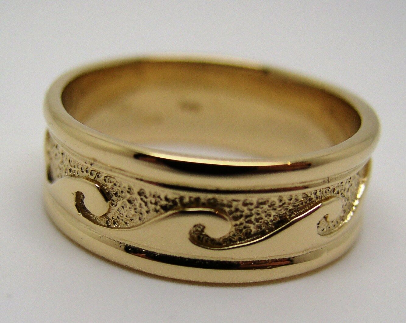 Kaedesigns Size W 1/2 - 11.5 Solid Genuine 9ct 9Kt Yellow, Rose or White Gold Mens Surf Wave Ring 258