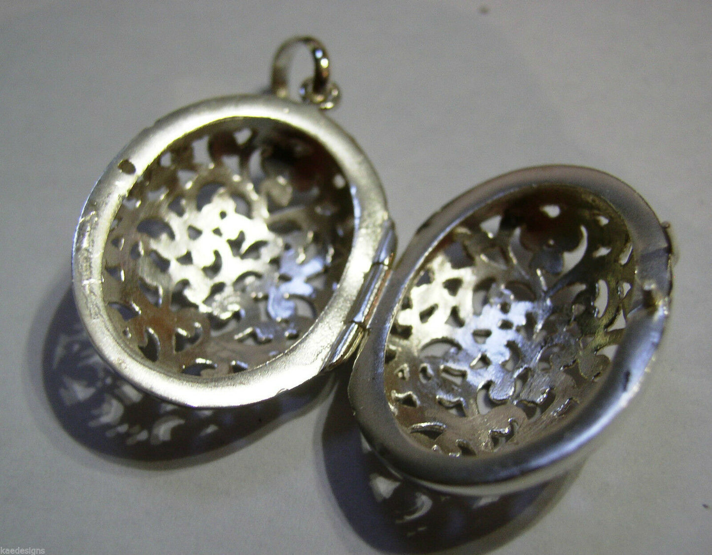 Genuine Huge Heavy Sterling Silver 925 Filigree Oval Pendant Locket