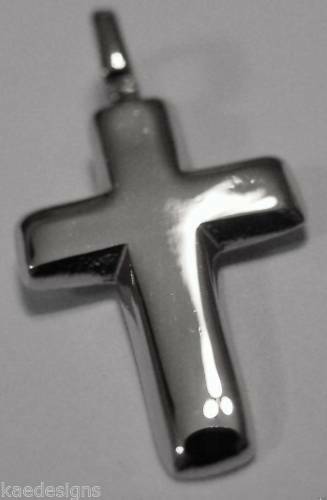 Kaedesigns Genuine Brand New Sterling Silver Plain Cross Pendant