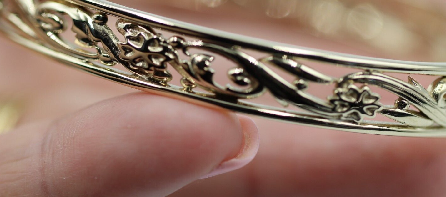 Genuine Heavy 9ct Yellow, Rose or White Gold Filigree Heavy Oval Flower Bangle 70mm x 60mm