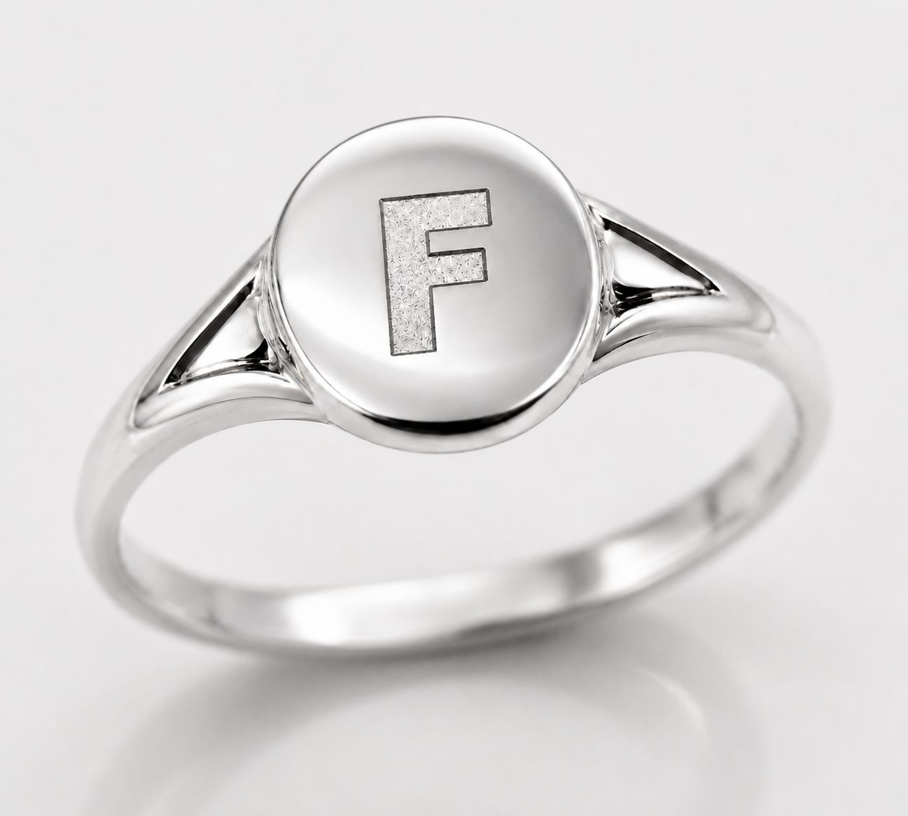 Kaedesigns Genuine 9ct 9k 375 Yellow, Rose or White Gold Oval Signet Ring Engraved "All Letters Available"