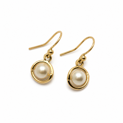 Kaedesigns Genuine 9ct 9k 375 Yellow, Rose or White Gold 7.6mm White Pearl Belcher Hook Earrings