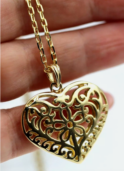 18ct Large Yellow Gold Filigree Double Sided Heart Pendant + 60cm Necklace