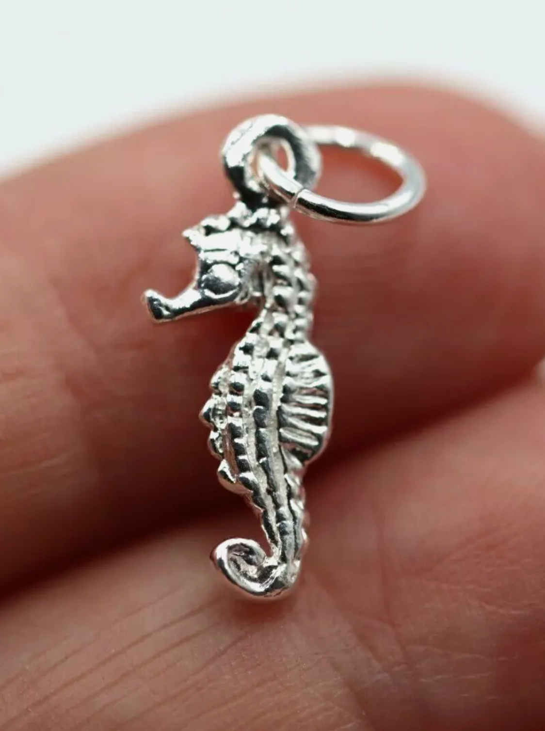 Kaedesigns, Small Sterling Silver 925 3D Seahorse Pendant or Charm