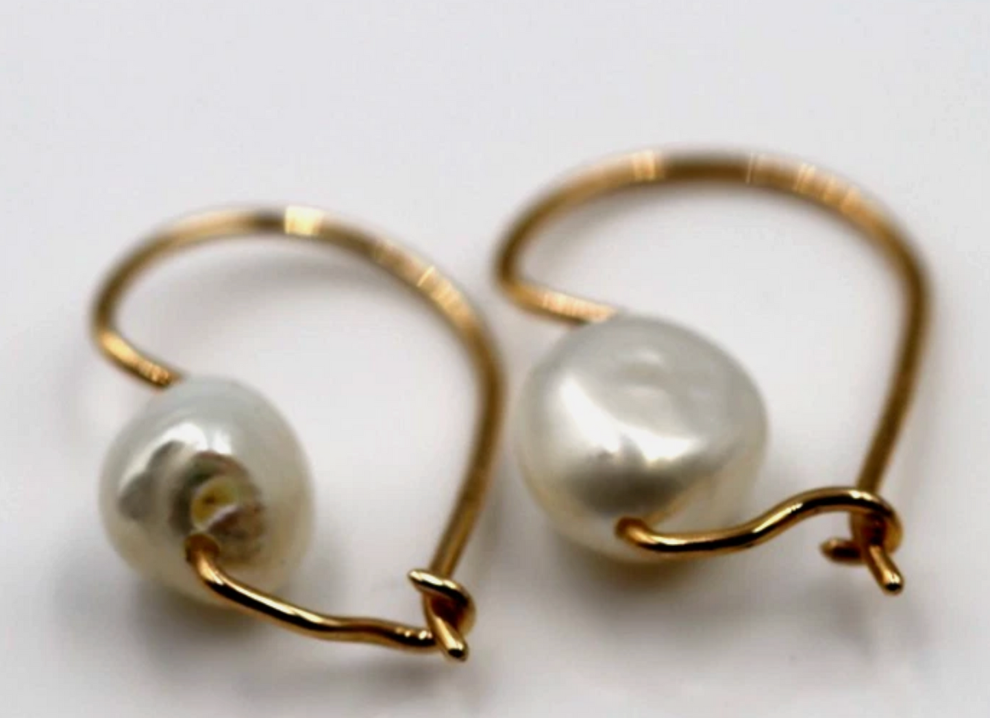 Genuine New 9ct 9k Yellow or Rose Gold 10mm White Baroque Freshwater Pearl Earrings