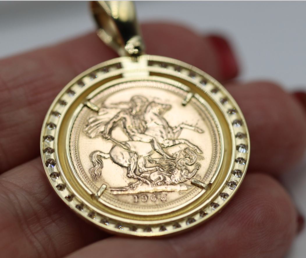 Genuine 18ct 18k 750 Yellow Gold Diamond Pendant with Full Sovereign (22ct) Coin