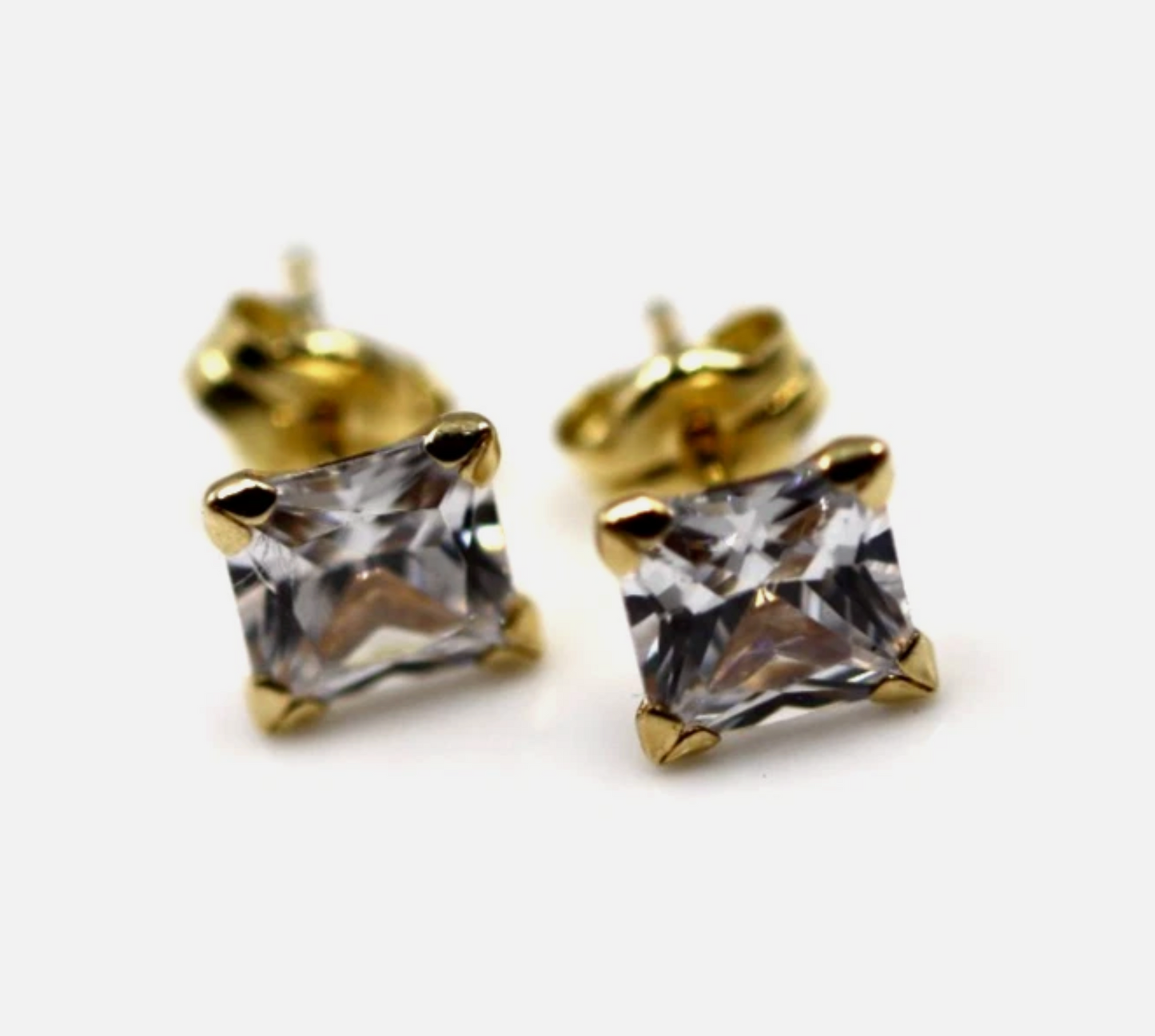 Genuine New 9ct 9K 375 Yellow Gold 6mm 4 Claw Square CZ Stud Earrings