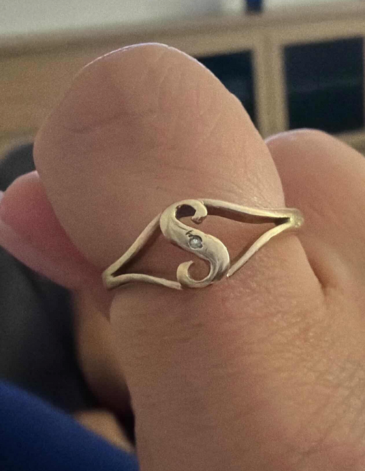 Genuine Delicate 9ct 375 Yellow, Rose or White Gold Initial Ring S + Diamond