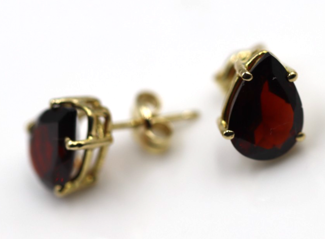 Genuine 9k 9ct Yellow Gold Natural Garnet Teardrop Pear Studs Earrings 8mm x 10mm