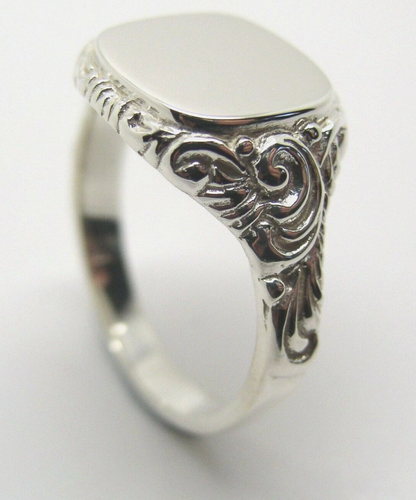 Kaedesigns Solid Genuine 9ct 9kt 375 White Gold Square Engraved Signet Ring 335 - Choose your ring size Q to Z