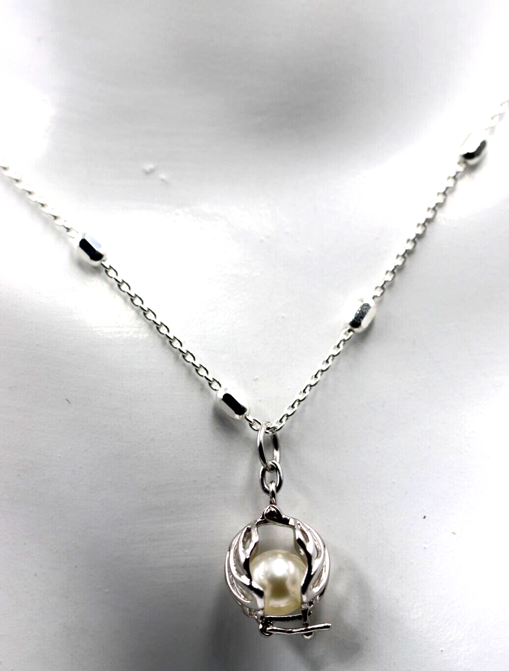 Sterling Silver 925 Freshwater White Pearl Cage Pendant + Necklace Chain