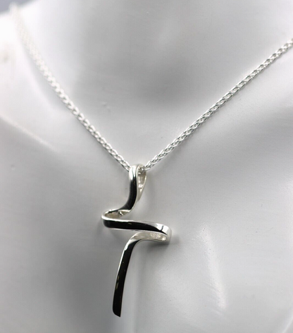 Modern Sterling Silver 925 Cross Pendant + Spinga Necklace Chain