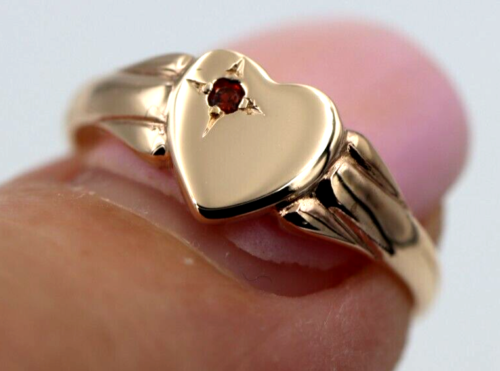 Size O, 9ct 9k Yellow, Rose or White Gold Heart Garnet Birthstone January Signet Ring