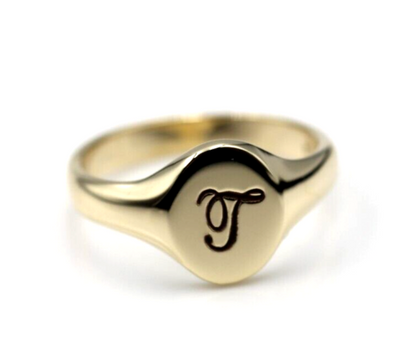 Size G 9ct 9K Yellow Gold Oval Signet Ring 9mm x 7mm + Engraving of 1 initial