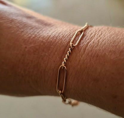 Genuine Handmade 22cm 9ct Yellow, Rose or White Gold Paper Clip Bracelet