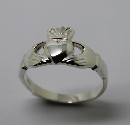 Size M Genuine Sterling Silver Irish Claddagh Ring