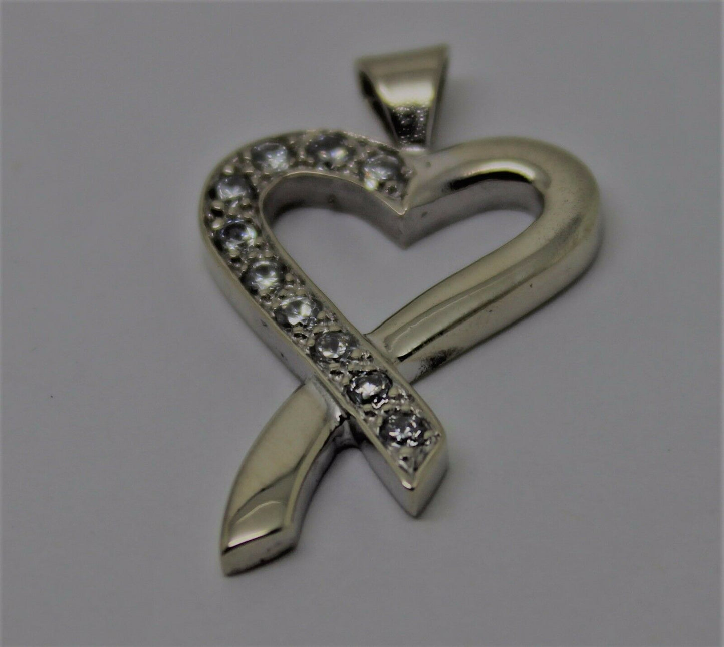 Genuine 9ct White Gold Cubic Zirconia Heart Pendant