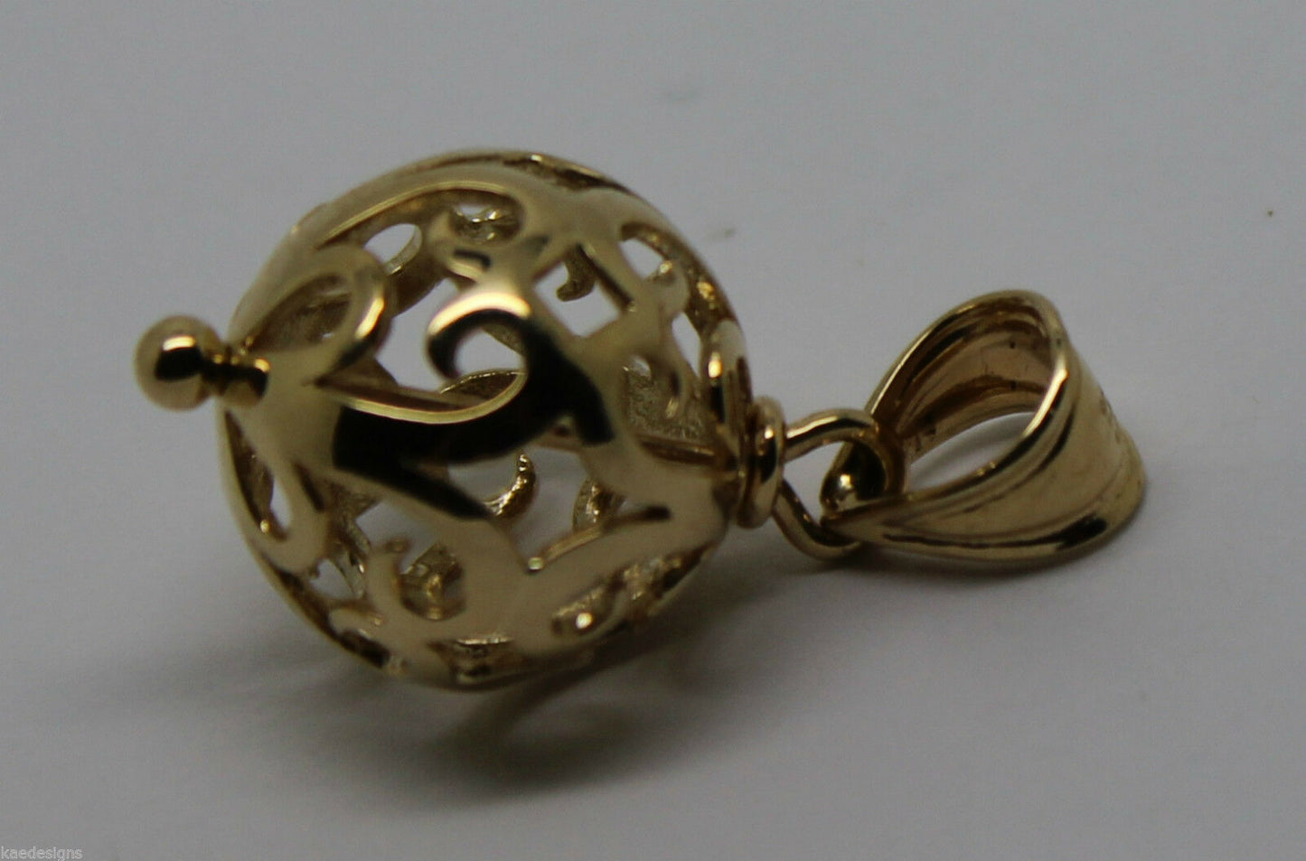 Kaedesigns Genuine 9ct Yellow, Rose or White Gold 14mm Filigree Ball Pendant