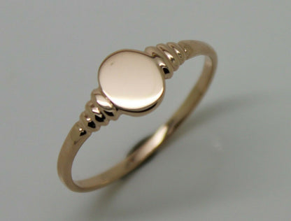 Size U Delicate New 9ct 9K Yellow, Rose or White Gold Small Oval Signet Ring