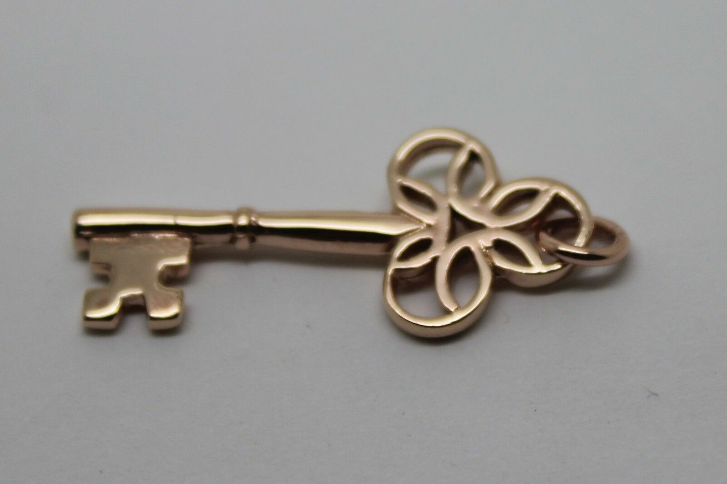 Kaedesigns 375 Genuine New 9ct Yellow, Rose or White Gold Solid 21st Or 18th Key Pendant / Charm