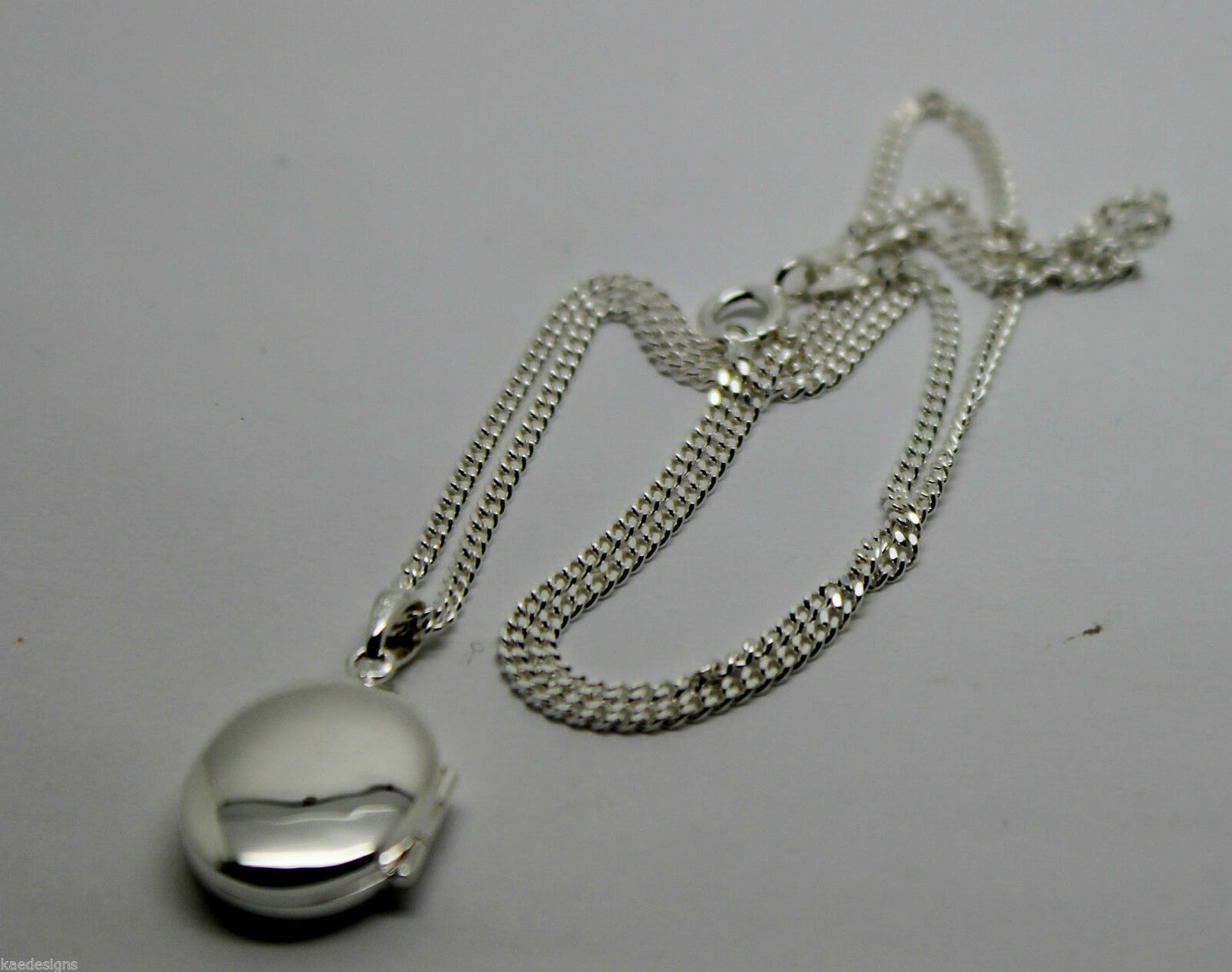 Sterling Silver Oval Locket Pendant 2 Photos & 55cm Silver Chain