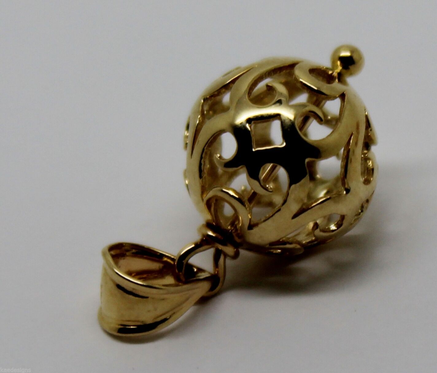 Kaedesigns Genuine 9ct Yellow, Rose or White Gold 14mm Filigree Ball Pendant